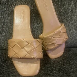 Cushionaire Franca woven one band memory foam sandals